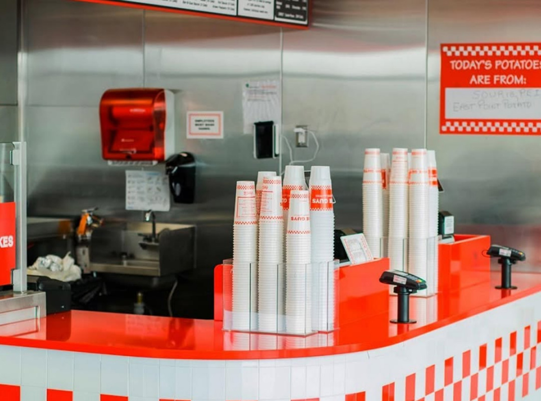 Five Guys Windsor - Interior Finish